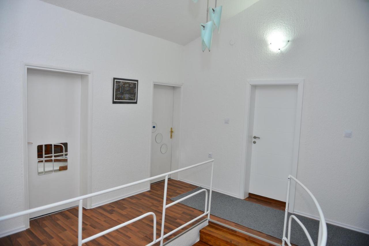 Hety Appartement Bihać Buitenkant foto